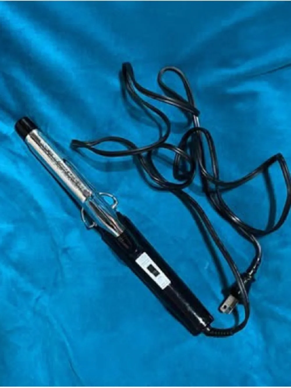 * LAST CHANCE *  NEW CURLING IRON